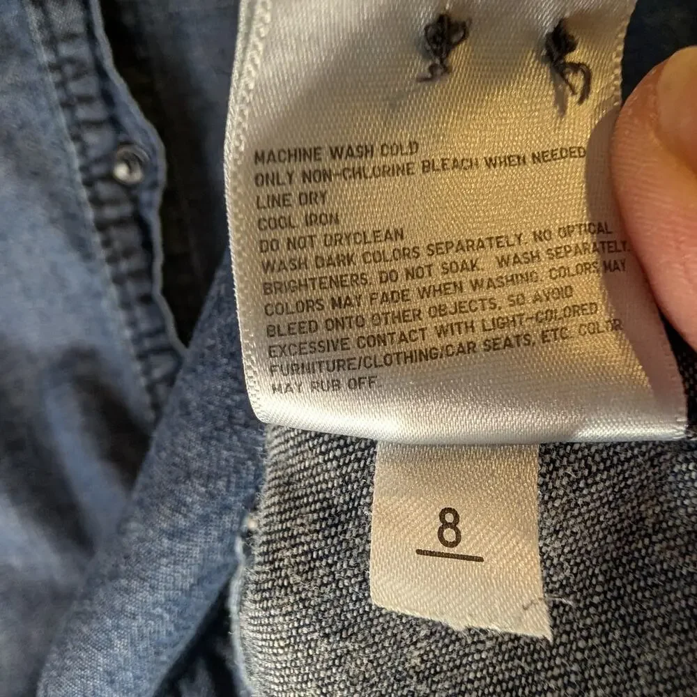 Uniqlo Blue Chambray Denim Button Down Shirt Long Sleeve Women's Medium - Picture 5 of 7